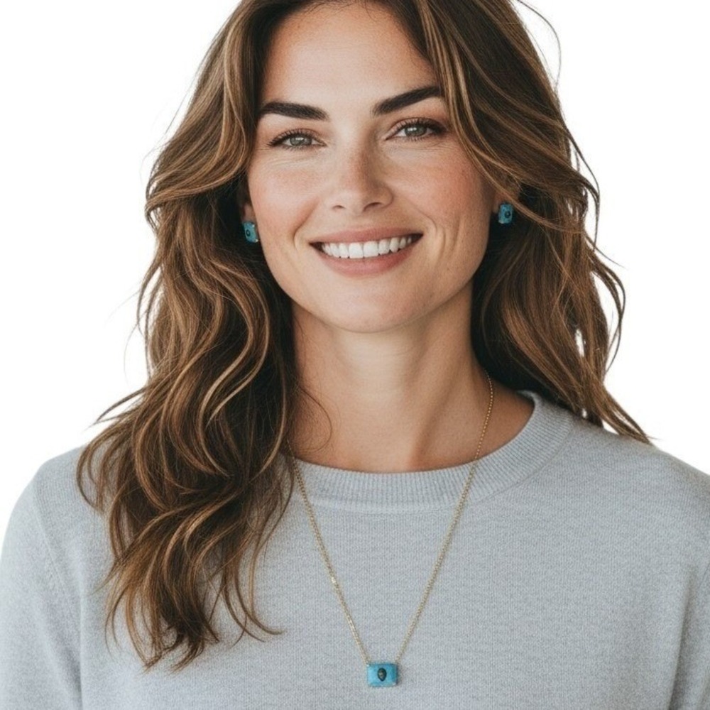 Kurt Geiger London Turquoise Eagle Head Necklace and Stud Earrings Set NEW
